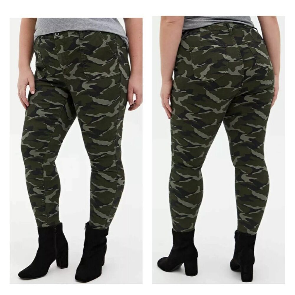 Torrid Camo Sky High Cropped Twill Skinny Military Pants Women’s 16 Army Green